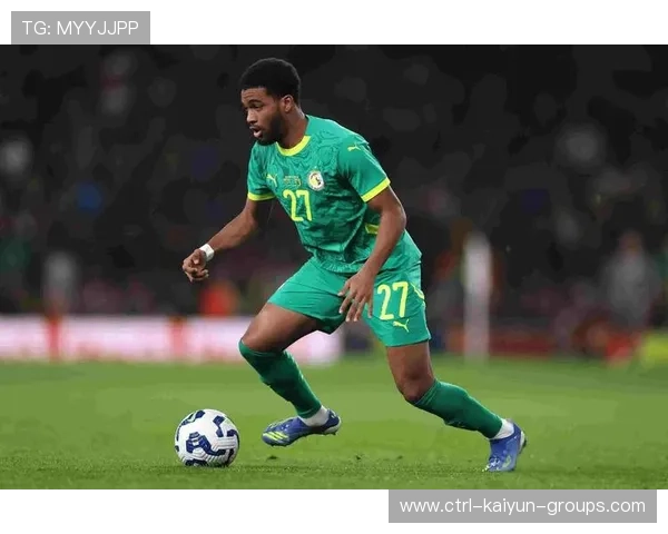 突尼斯希望队长拼劲十足激励全队，送男生什么暗示喜欢