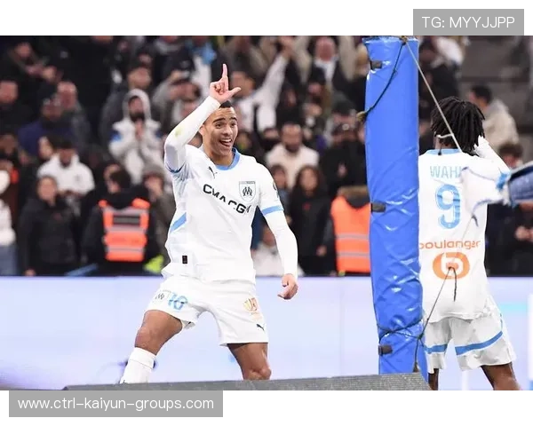 格林伍德点球打破僵局,马赛3比1力克巴黎FC保持法甲争冠悬念 格林伍德点球打破僵局,马赛3比1力克巴黎FC保持法甲争冠悬念